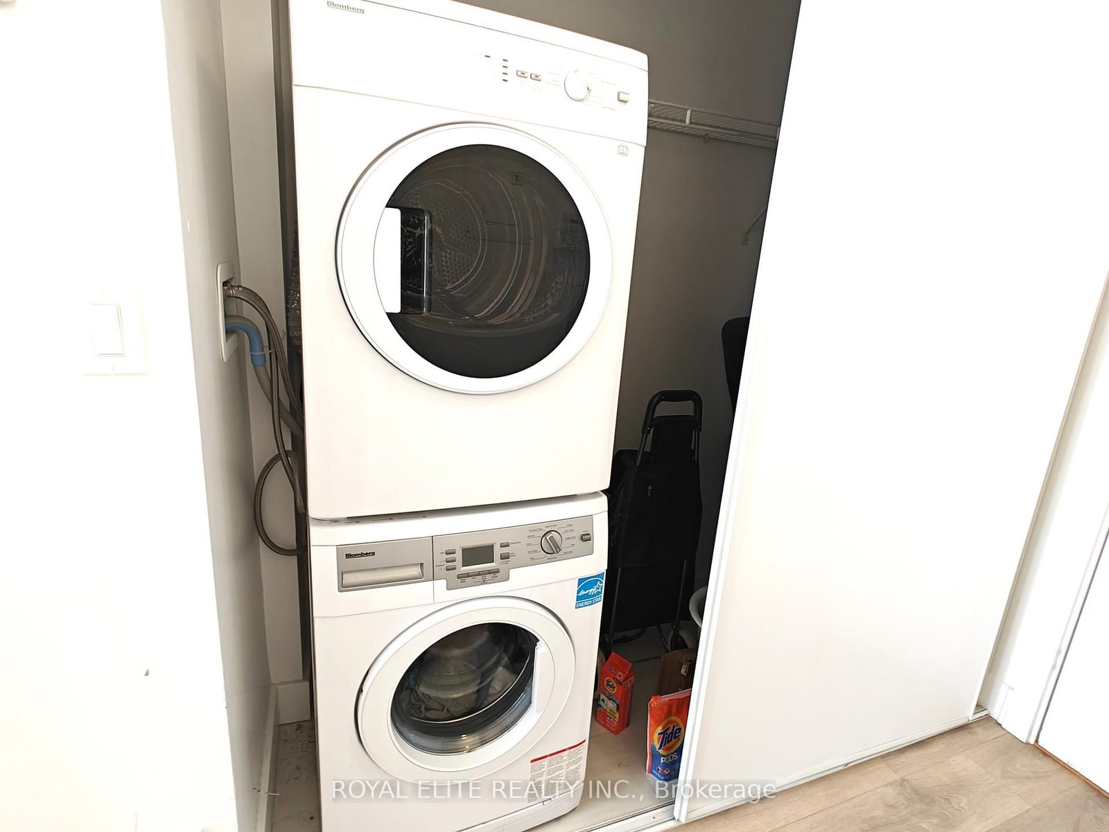 150 Fairview Mall Drive, Unit 1203 - Photo 8