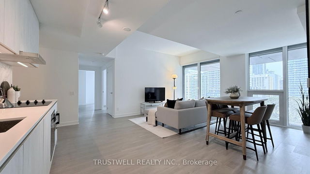 808 - 8 Wellesley Street