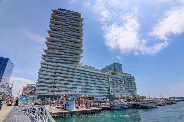 419 - 15 Queens Quay