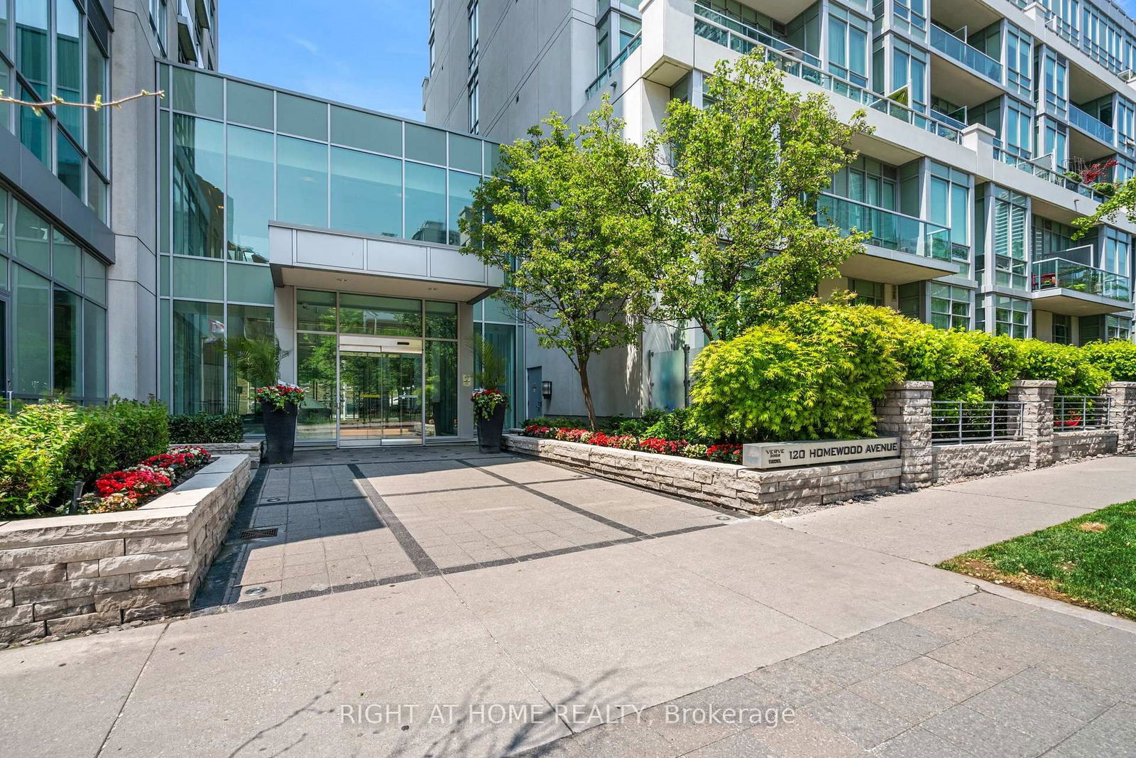 Condo for sale at 3302-120 Homewood Avenue, Toronto, North St. James Town, M4Y 2J3 - MLS: C12205791