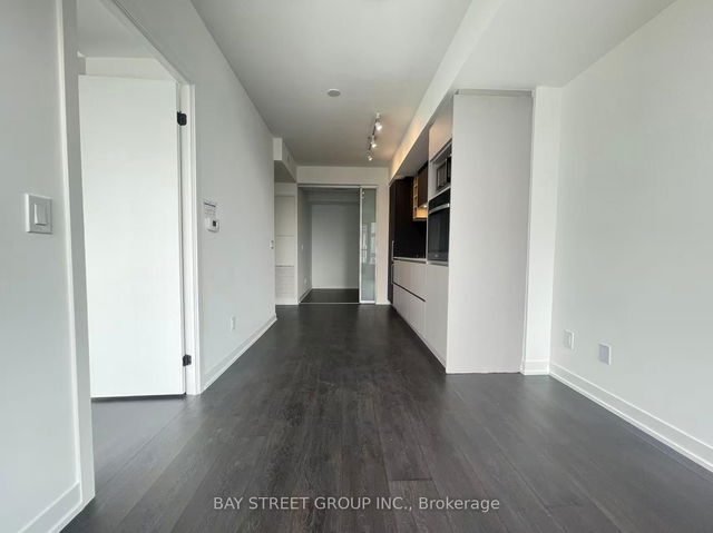 2301 - 319 Jarvis Street