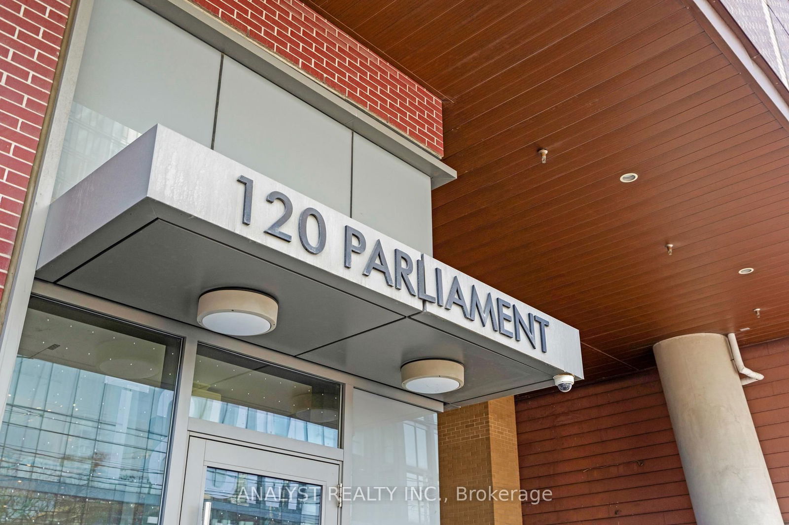 Condo for sale at 1603-120 Parliament Street, Toronto, Moss Park, M5A 2Y8 - MLS: C12205986