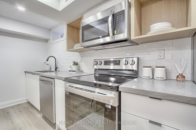 Unit 4 - 1201 Dovercourt Road