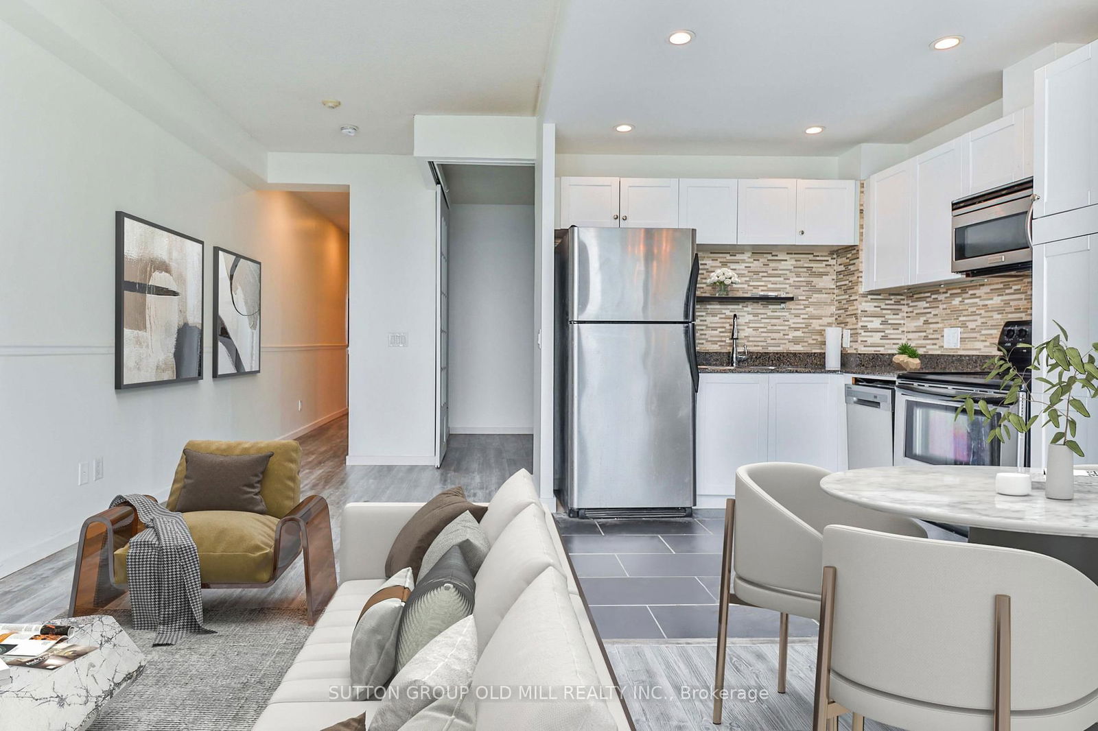 Condo for sale at 1405-218 Queens Quay, Toronto, Waterfront Communities C1, M5J 2Y6 - MLS: C12206145