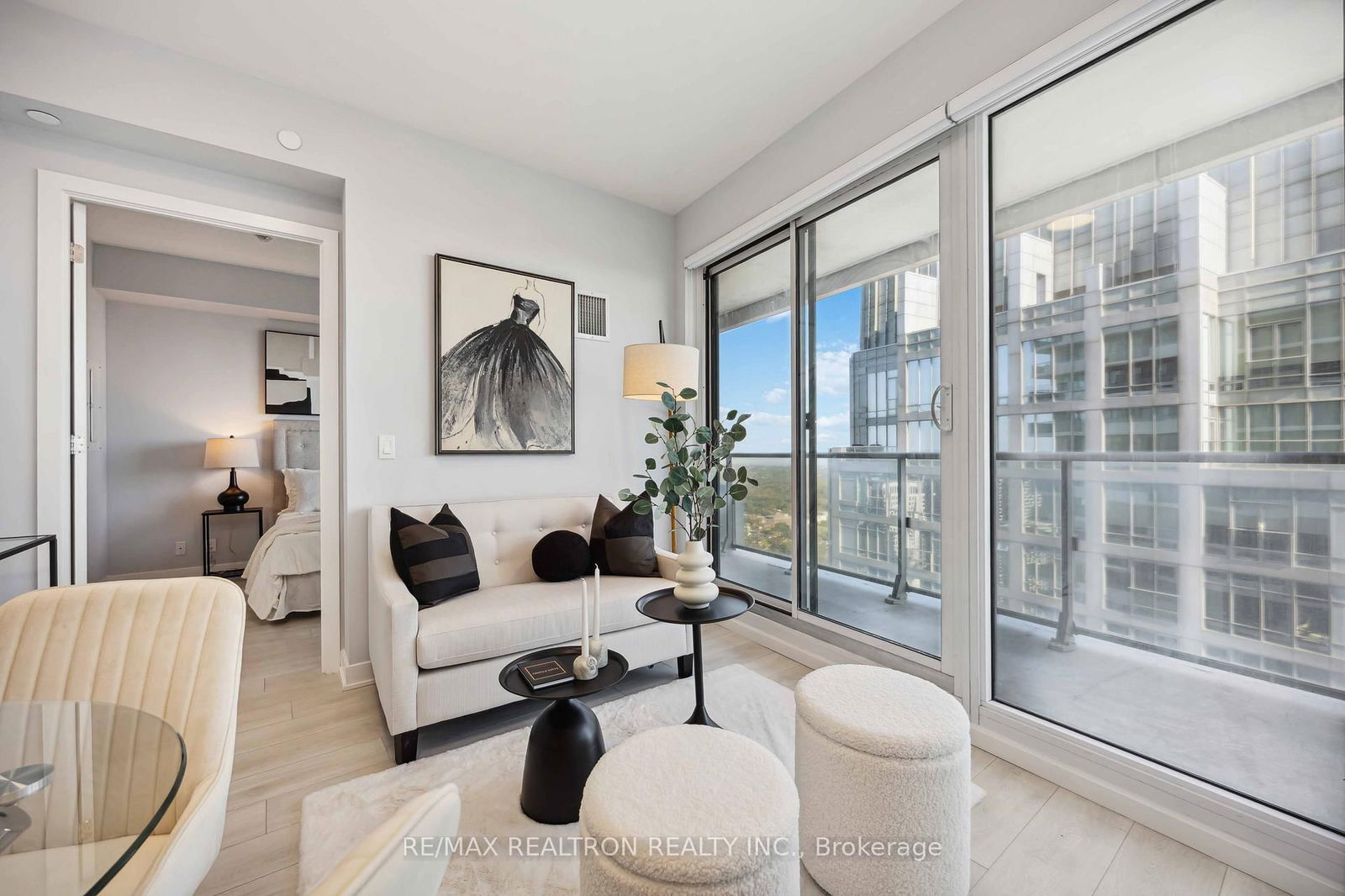 Condo for sale at 4606-2221 Yonge Street, Toronto, Mount Pleasant West, M4S 0B8 - MLS: C12206236
