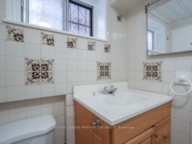 MAIN FLOOR - 139 Mckee Avenue