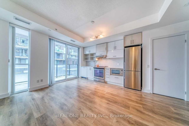 215 - 128 Fairview Mall Drive