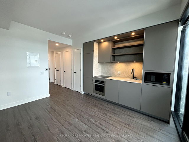 2711 - 55 Charles Street