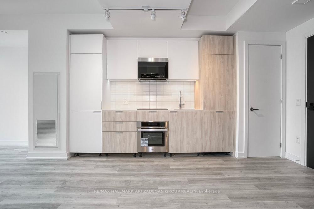 28 Eastern Avenue, Unit PH 13 - Photo 4