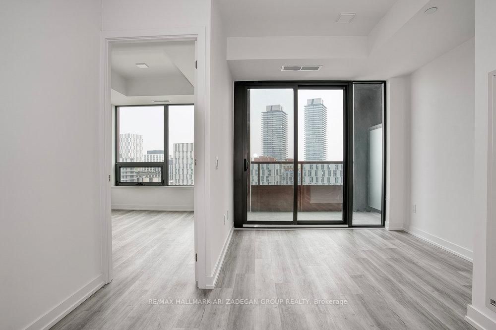 28 Eastern Avenue, Unit PH 13 - Photo 9