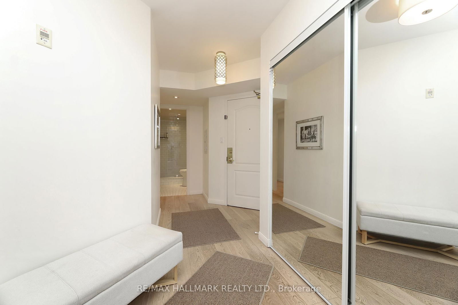 Condo for sale at 403-55 Lorindale Avenue, Toronto, Lawrence Park North, M5M 3C3 - MLS: C12207484