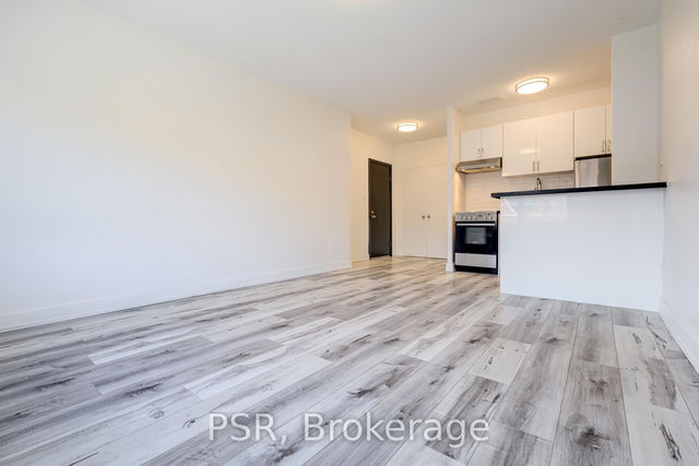 306 - 256 Sherbourne Street