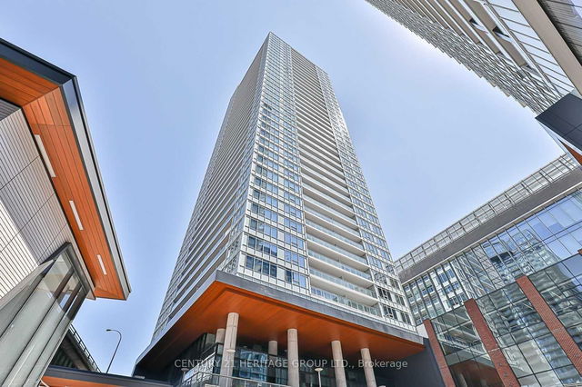 3702 - 17 Bathurst Street
