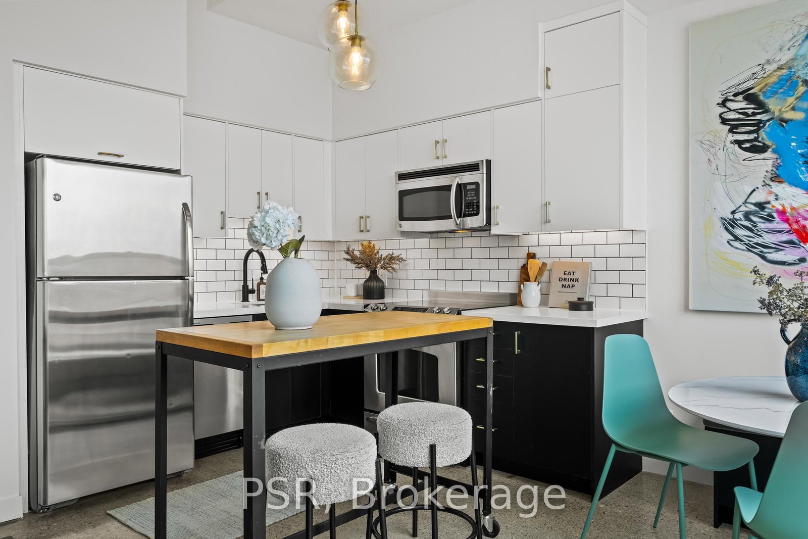 Listing Image 5