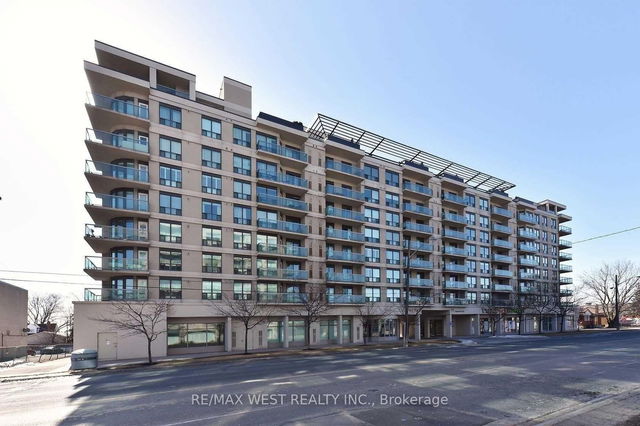 PH810 - 935 Sheppard Avenue