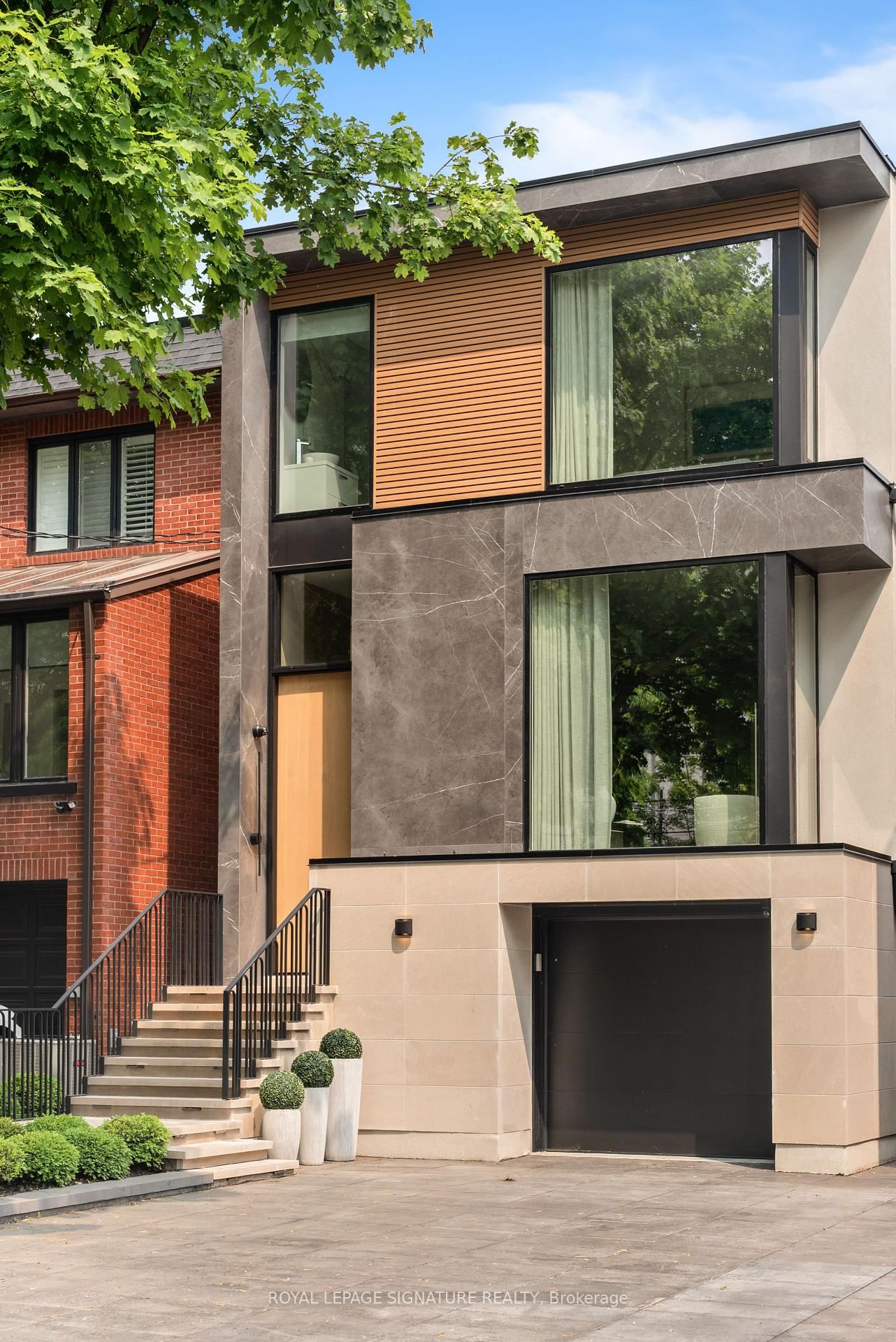 Detached House for sale at 126 Sherwood Avenue, Toronto, Mount Pleasant East, M4P 2A7 - MLS: C12208116