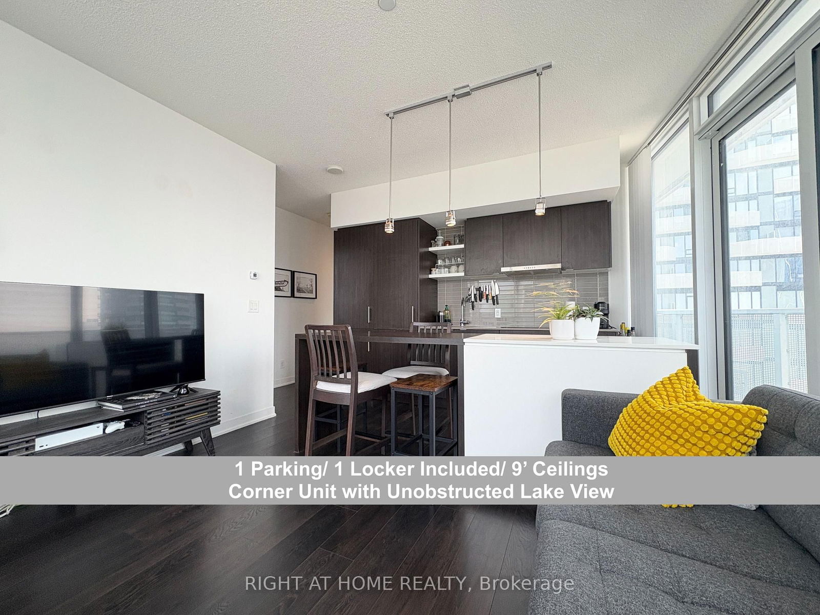 Condo for sale at 4904-88 Harbour Street, Toronto, Waterfront Communities C1, M5J 1B7 - MLS: C12208266
