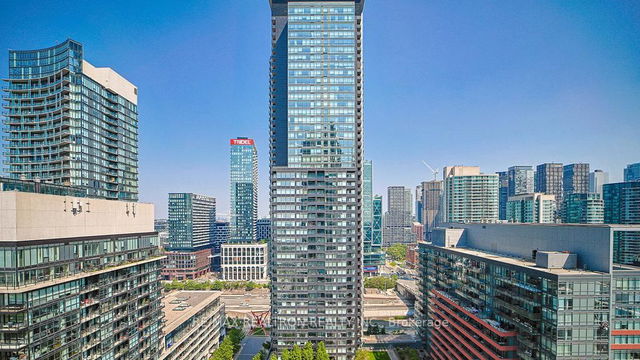 2705 - 15 FORT YORK Boulevard