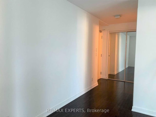 611 - 14 York Street