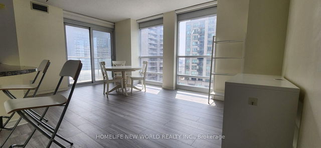 2309 - 763 bay Street