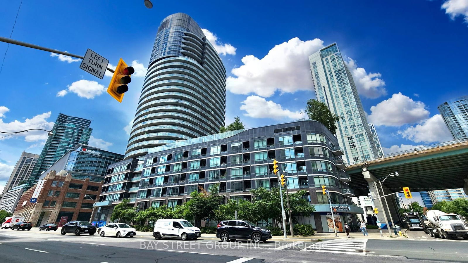 Condo for sale at 2015-38 Dan Leckie Way, Toronto, Waterfront Communities C1, M5V 2V6 - MLS: C12208356