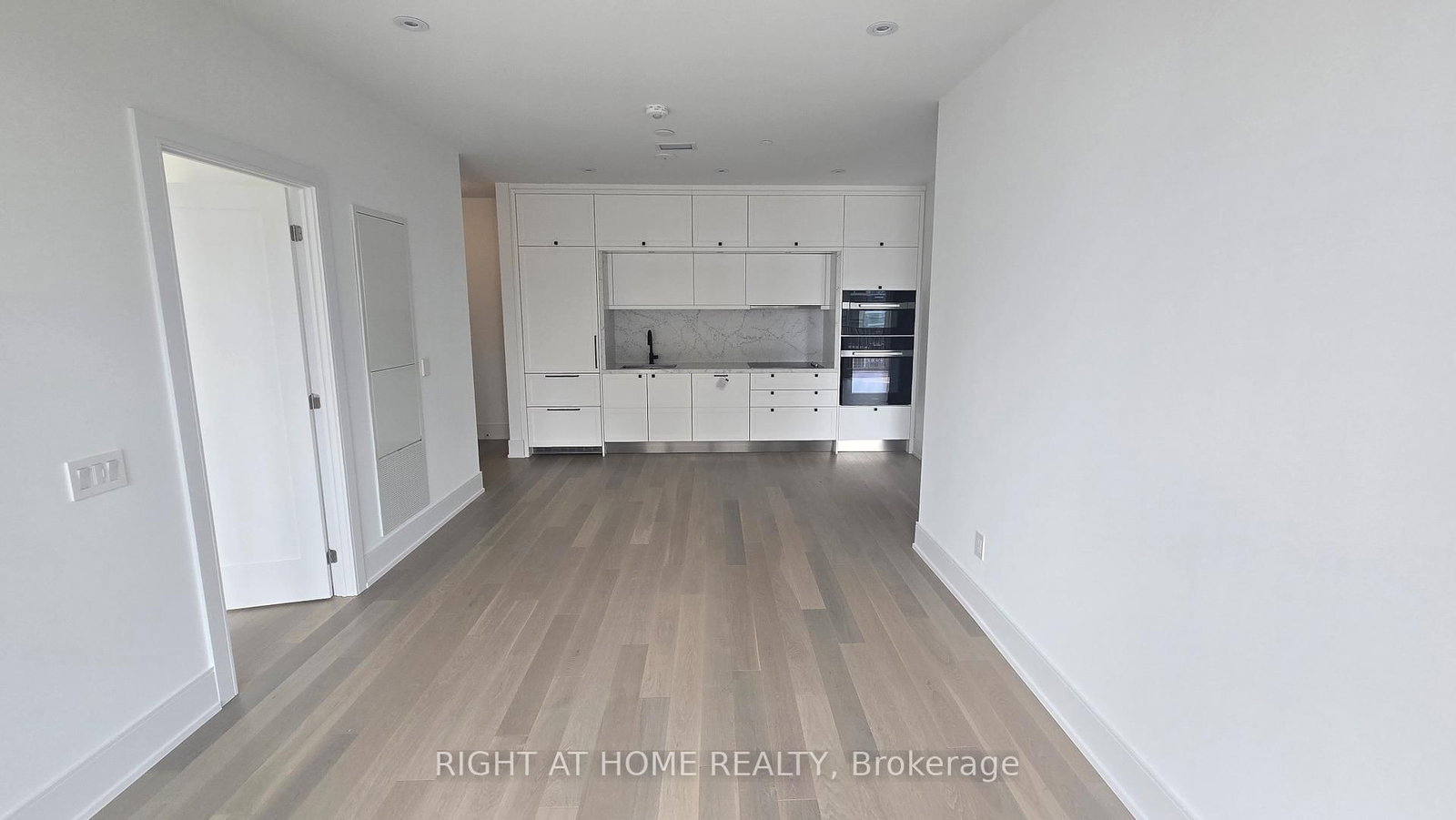 155 Merchants' Wharf, Unit 827 - Photo 13