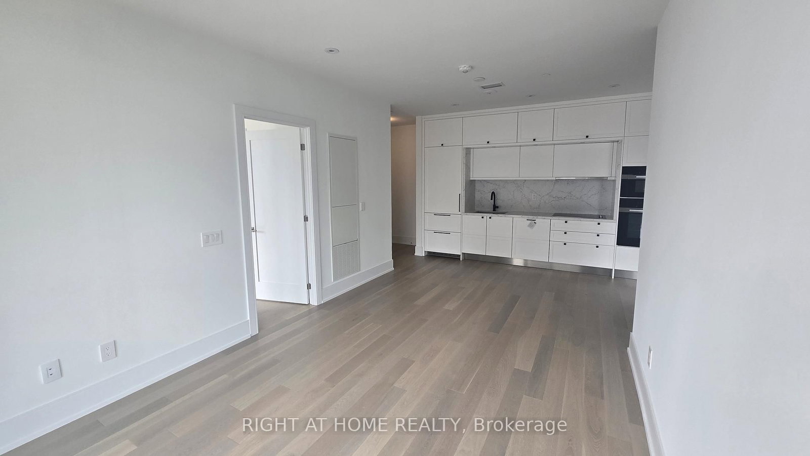 155 Merchants' Wharf, Unit 827 - Photo 29