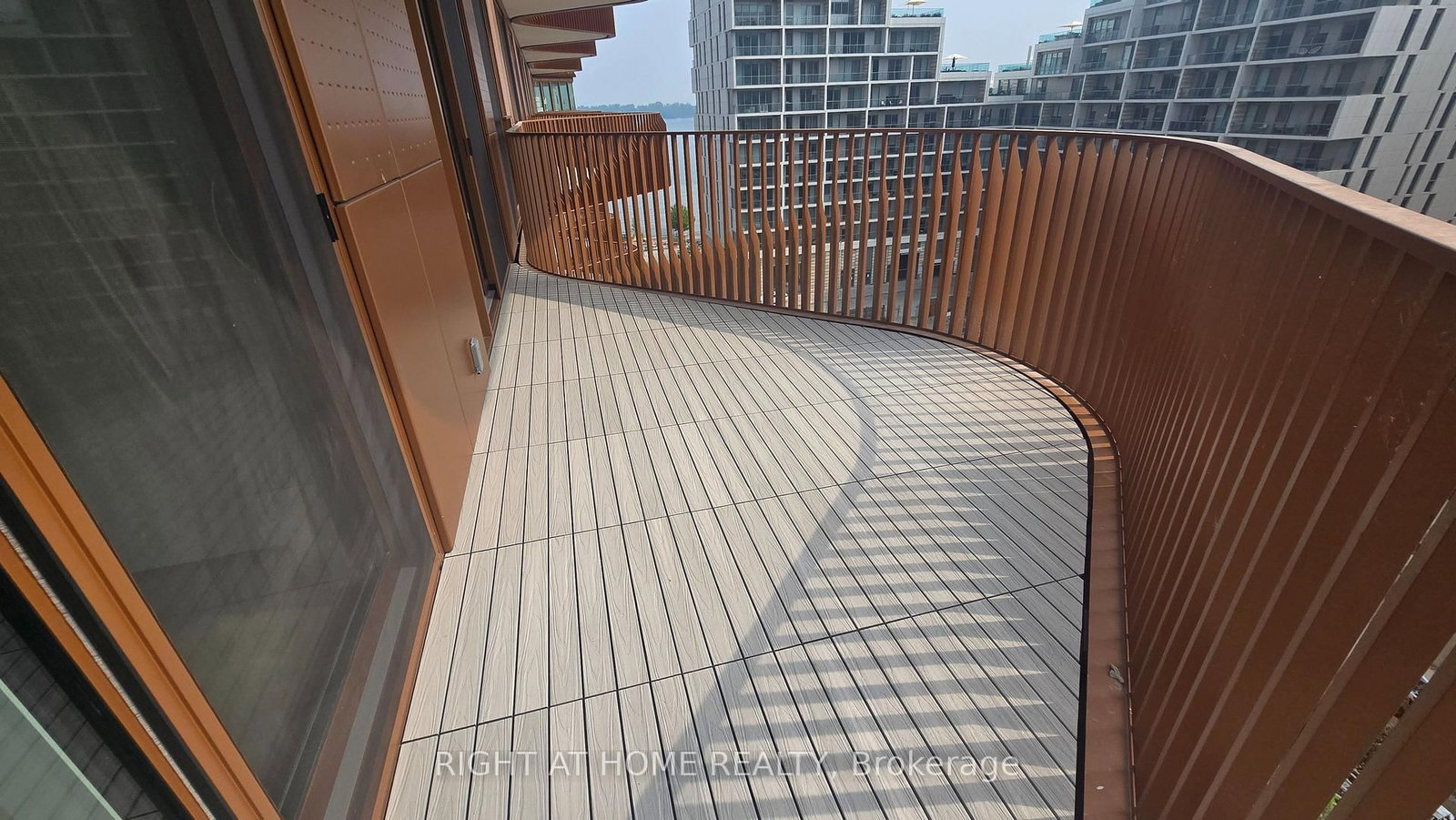 155 Merchants' Wharf, Unit 827 - Photo 41