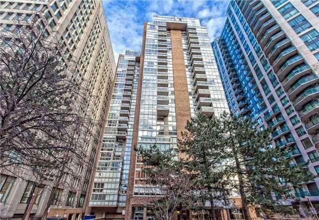 805 - 278 Bloor Street