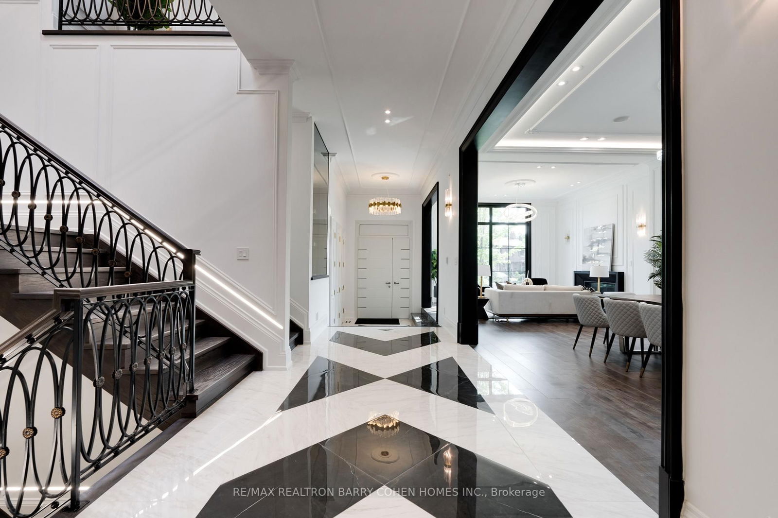Detached House for sale at 67 Montressor Drive, Toronto, St. Andrew-Windfields, M2P 1Z3 - MLS: C12208553