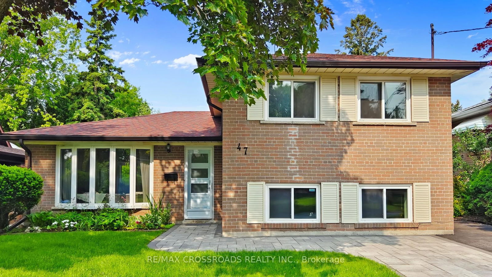 Detached House for sale at 47 Flavian Crescent, Toronto, Hillcrest Village, M2H 1V8 - MLS: C12208605