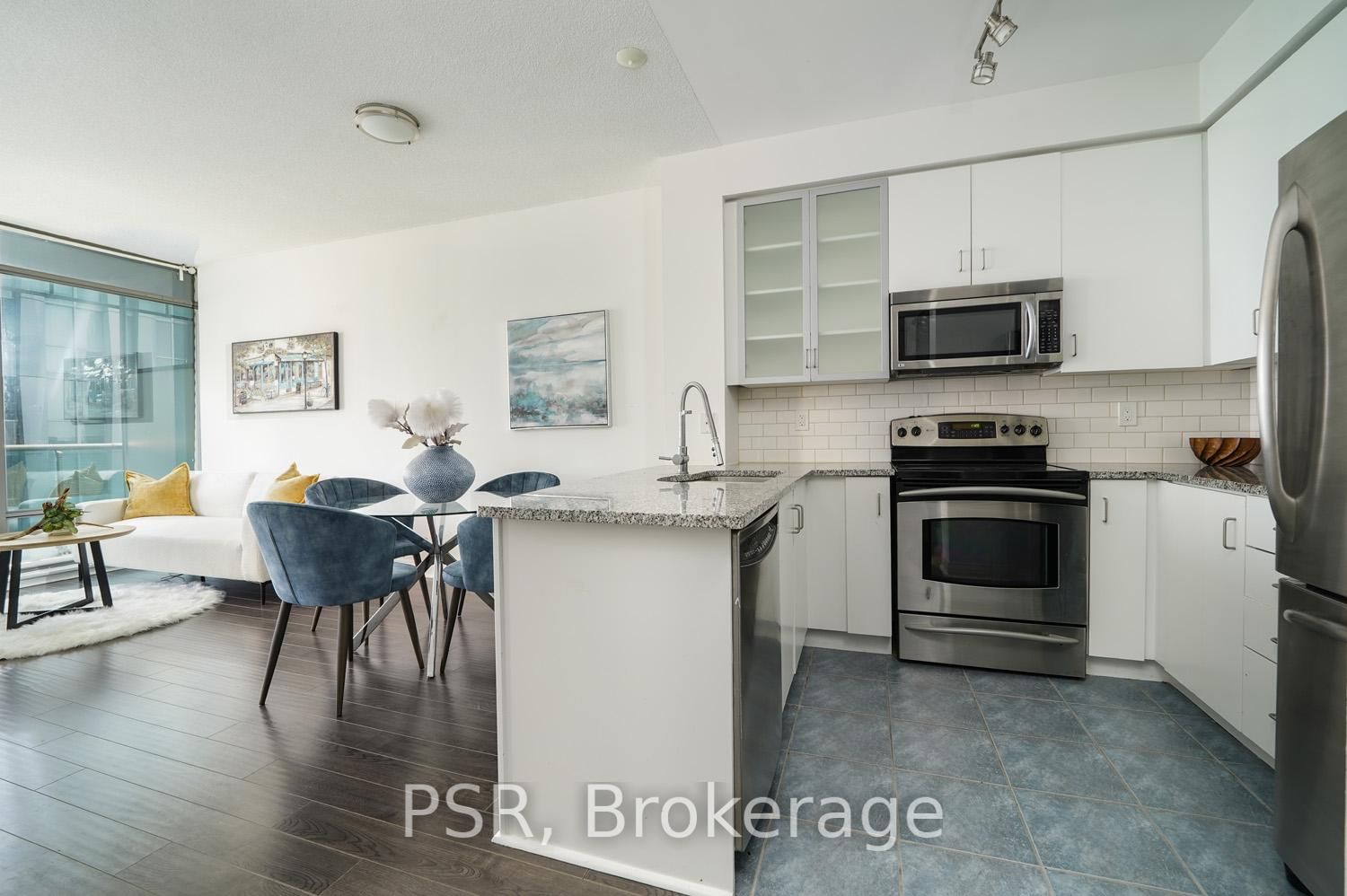 Condo for sale at 2103-18 Yorkville Avenue, Toronto, Annex, M4W 3Y8 - MLS: C12208623