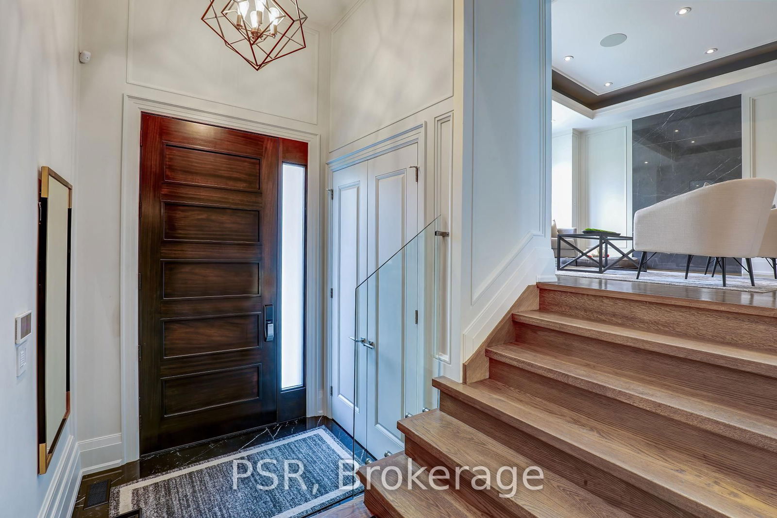 Detached House for sale at 571 Broadway Avenue, Toronto, Leaside, M4G 2S2 - MLS: C12208944