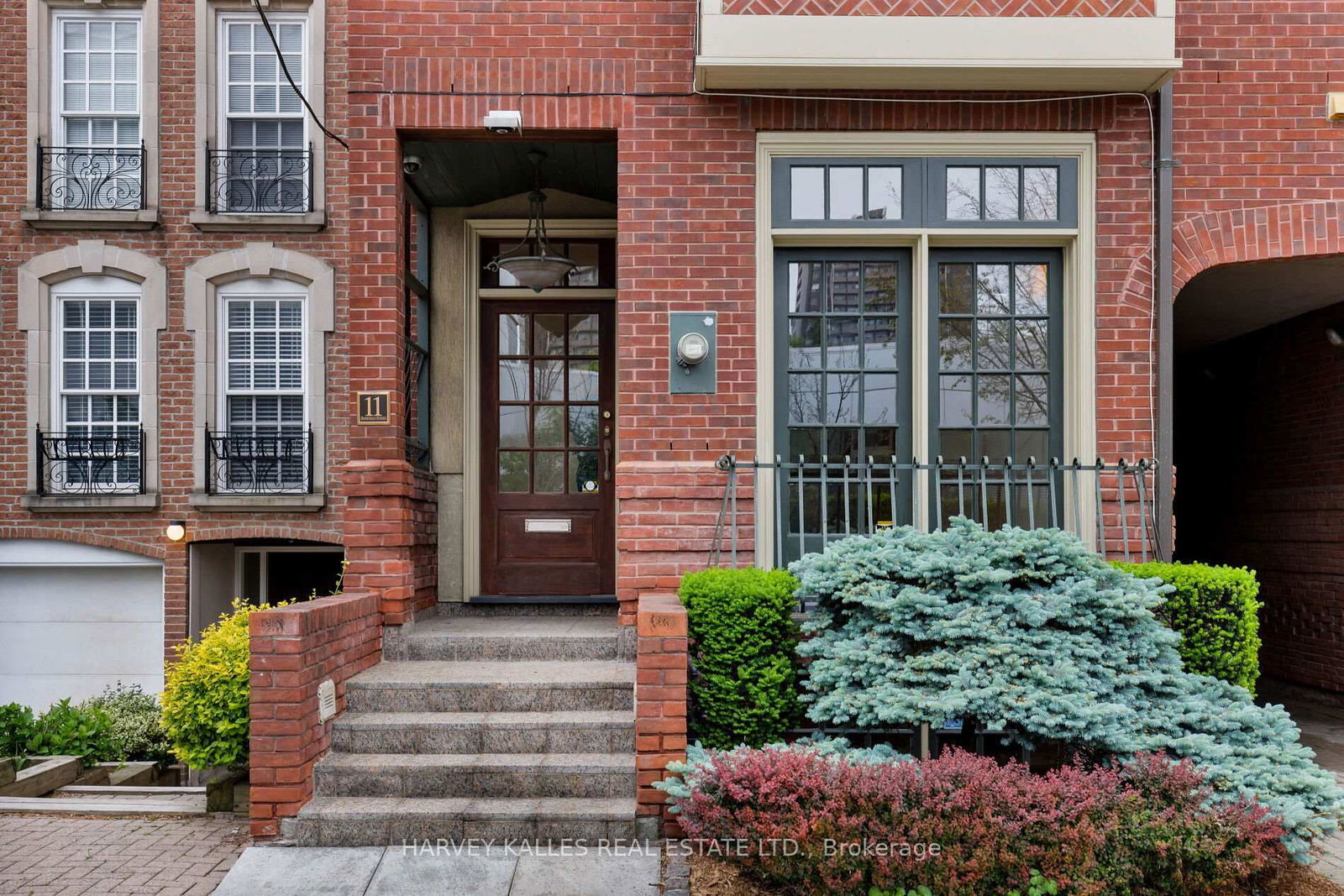 Semi-Detached House for sale at 11 Berryman Street, Toronto, Annex, M5R 1M7 - MLS: C12209116