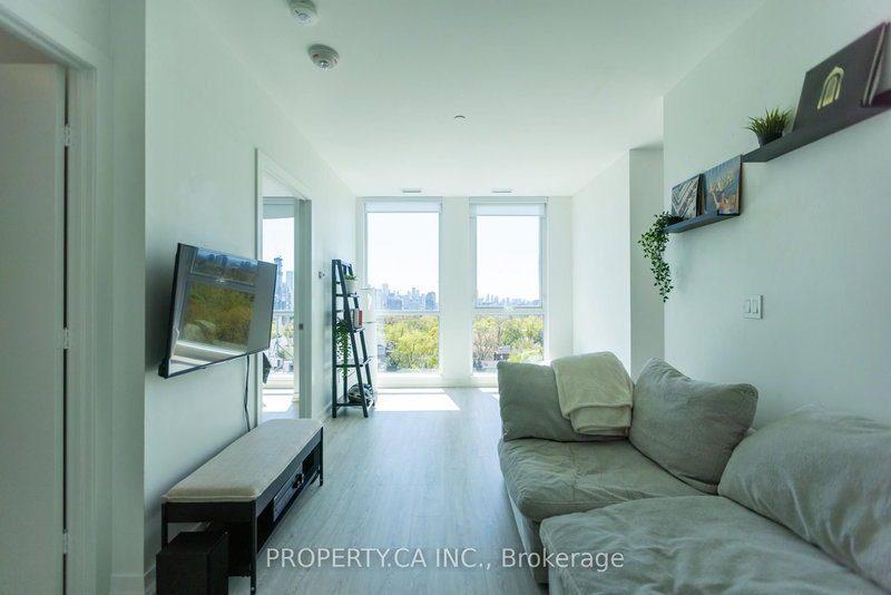 1110 - 223 St Clair Ave W, Toronto, M4V 1R3 | Image 2