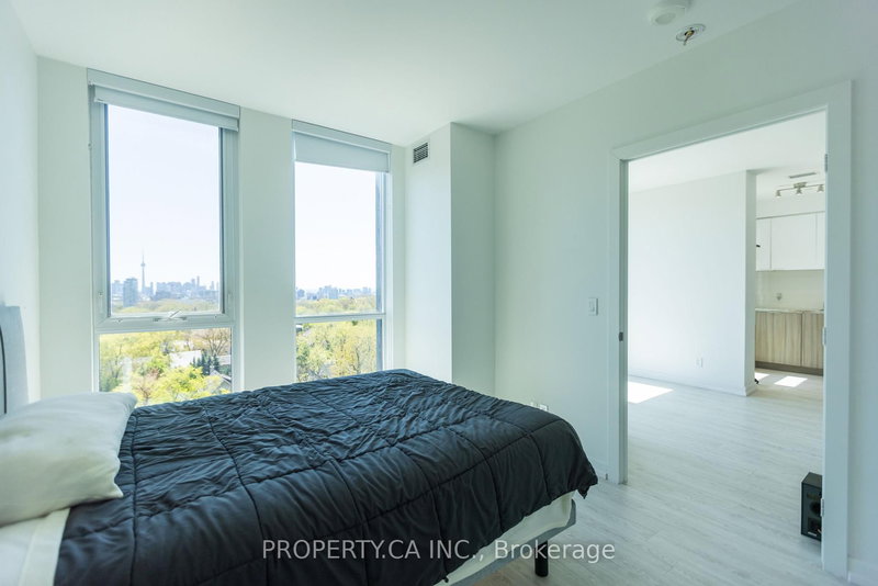 1110 - 223 St Clair Ave W, Toronto, M4V 1R3 | Image 3