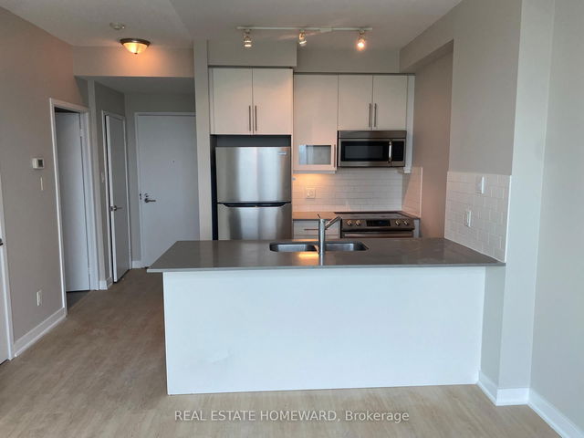 1303 - 1171 Queen Street
