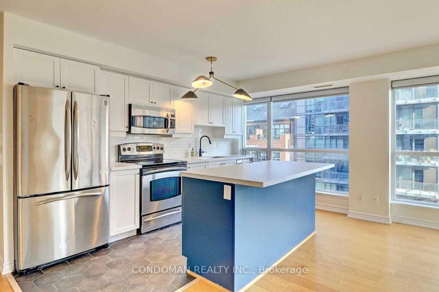 708 - 230 King Street