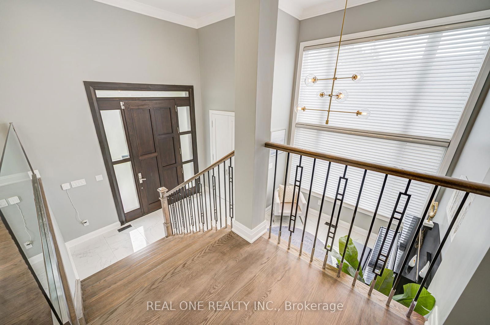 Detached House for sale at 158 Waterloo Avenue, Toronto, Bathurst Manor, M3H 3Z1 - MLS: C12209451