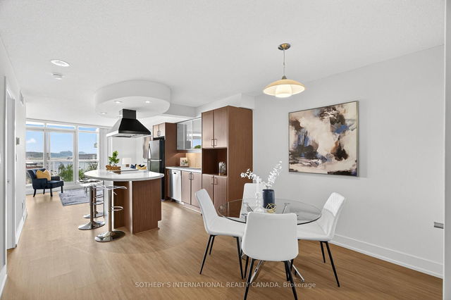 512 - 550 Queens Quay
