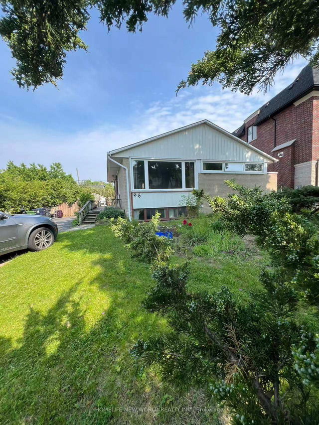 96 Berkinshaw Crescent