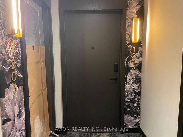 1205 - 771 Yonge Street