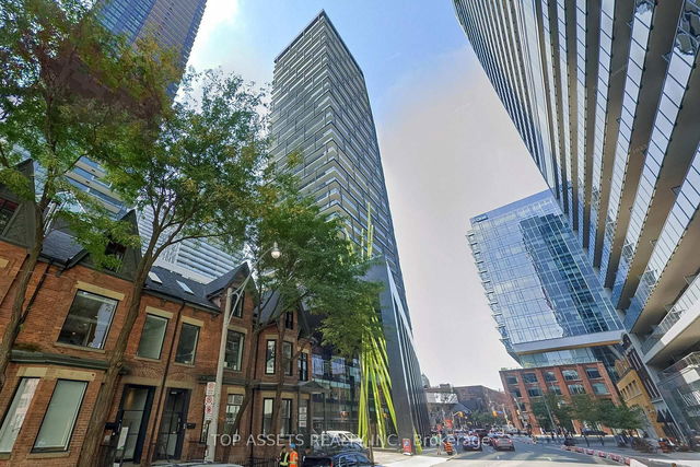 602 - 125 Peter Street