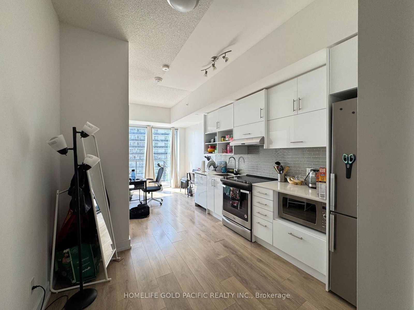 Condo for sale at 407-128 Fairview Mall Drive, Toronto, Don Valley Village, M2J 0E8 - MLS: C12210190