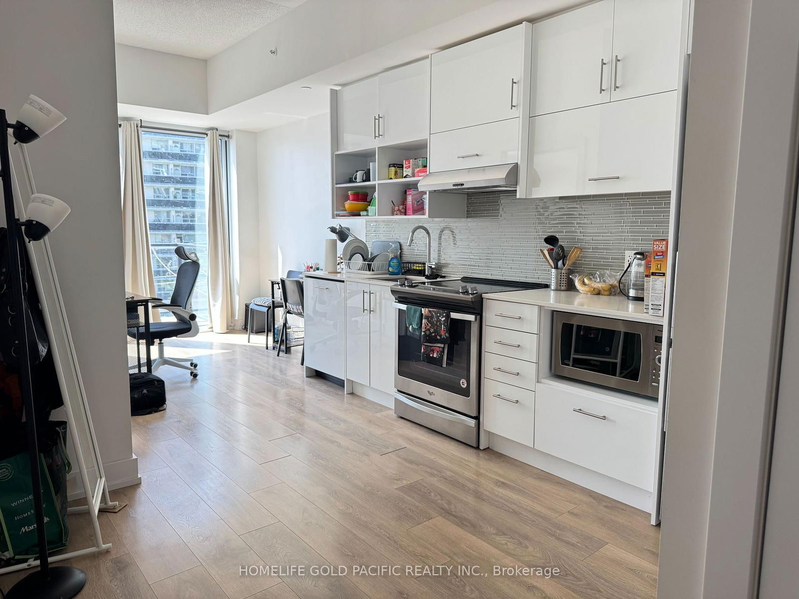 Condo for sale at 407-128 Fairview Mall Drive, Toronto, Don Valley Village, M2J 0E8 - MLS: C12210190