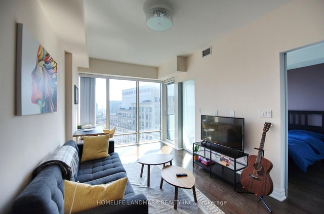 2910 - 8 The Esplanade