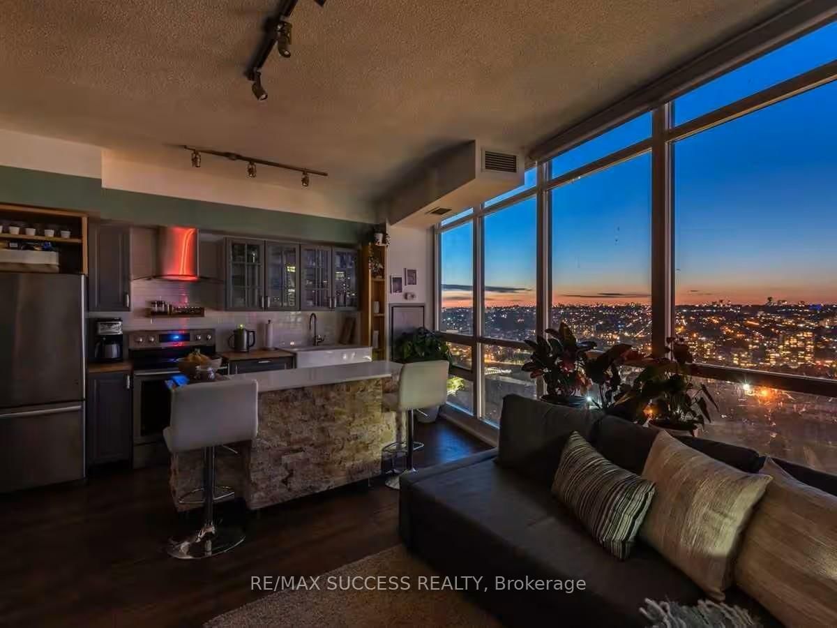 Condo for sale at 3211-215 Fort York Boulevard, Toronto, Niagara, M5V 4A2 - MLS: C12210419