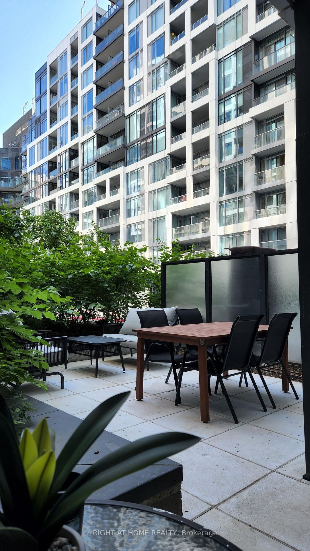 Condo for sale at 210-576 Front Street, Toronto, Waterfront Communities C1, M5V 0P8 - MLS: C12210585