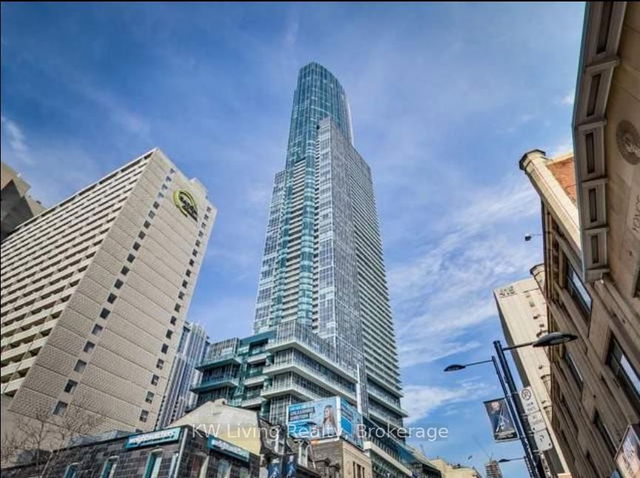 5306 - 386 Yonge Street