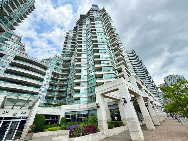 1206 - 228 Queens Quay W